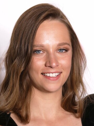Molly Windsor Headshot