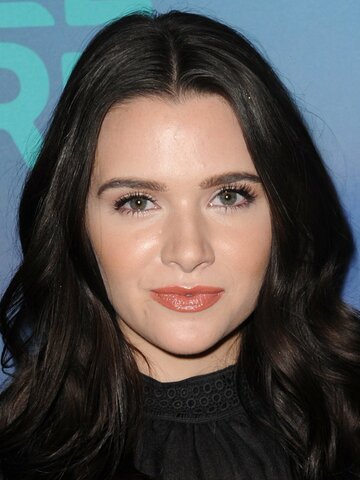 Katie Stevens Headshot