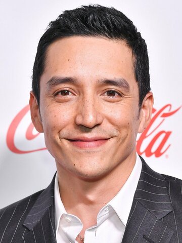 Gabriel Luna Headshot