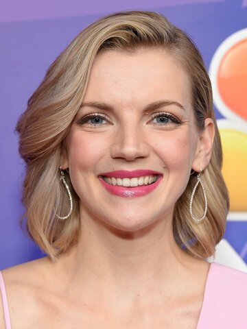 Kara Killmer Headshot