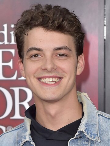 Israel Broussard Headshot