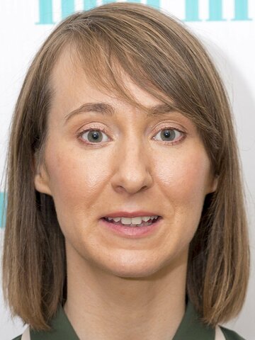 Bryony Hannah Headshot