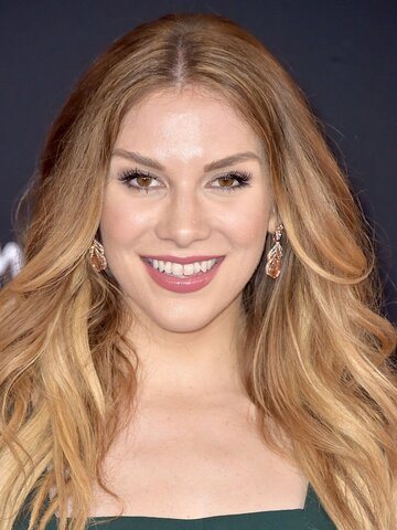 Allison Holker Headshot