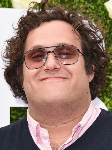 Ari Stidham Headshot