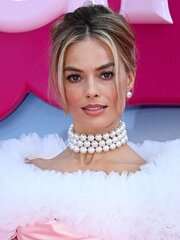 Margot Robbie