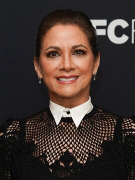 Saundra Santiago
