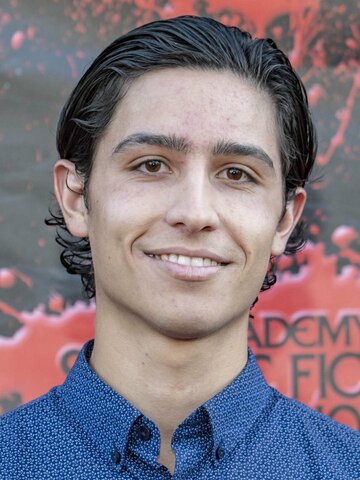Lorenzo James Henrie Headshot