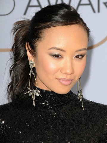 Ellen Wong Headshot