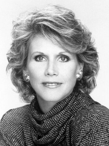 Shannon Wilcox Headshot