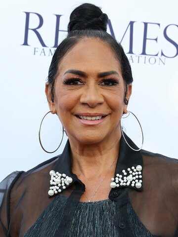 Sheila E. Headshot