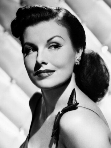 Sheila Ryan Headshot