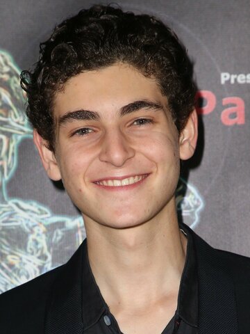 David Mazouz Headshot