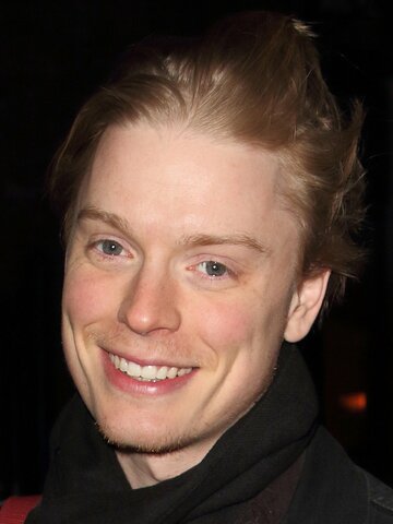 Freddie Fox Headshot