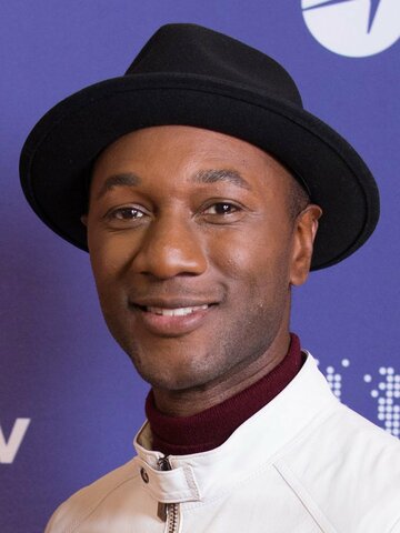 Aloe Blacc Headshot