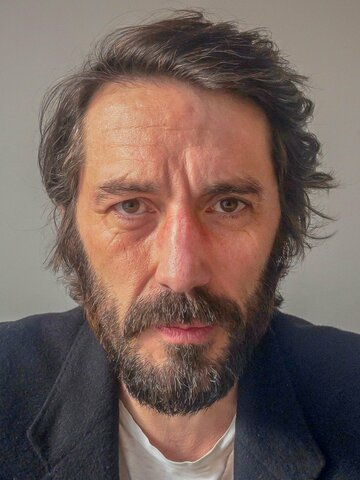 Tom Meeten Headshot