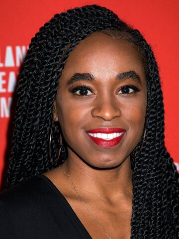Kristolyn Lloyd Headshot