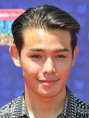 Ryan Potter Headshot