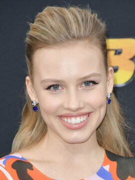 Gracie Dzienny