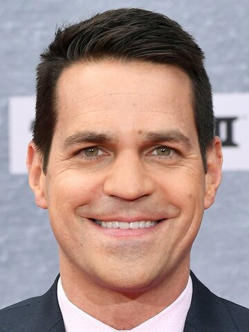 Dave Karger Headshot