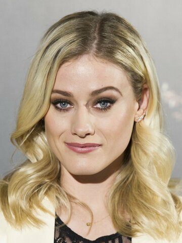 Olivia Taylor Dudley Headshot