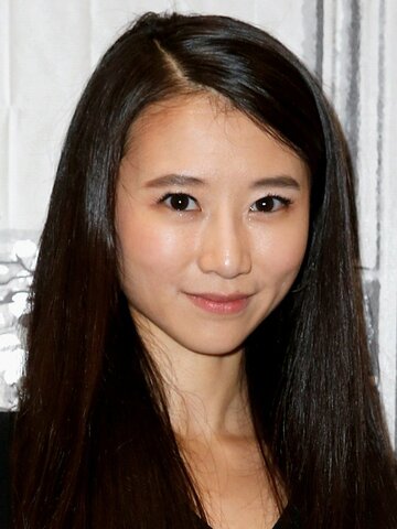 Annie Q. Headshot