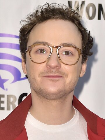 Griffin Newman Headshot