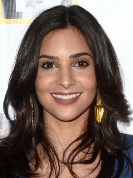 Camila Banus