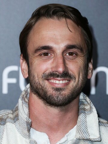Adam McArthur Headshot
