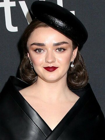 Maisie Williams Headshot