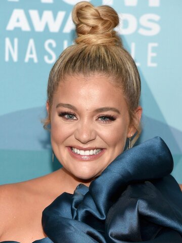 Lauren Alaina Headshot