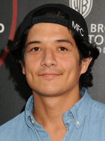 Jon Foo Headshot