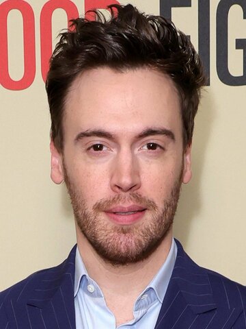 Erich Bergen Headshot