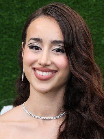 Priscilla Delgado Headshot