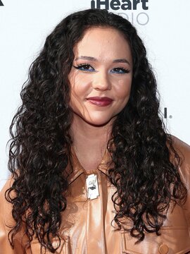 Breanna Yde