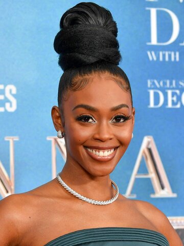Nafessa Williams Headshot