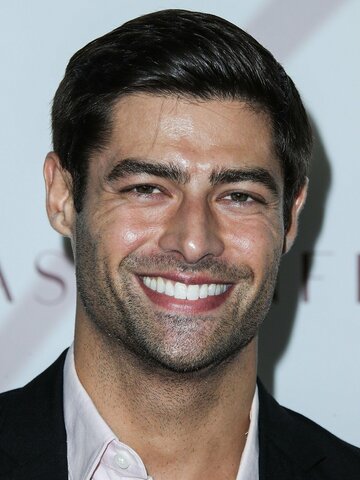 Andrew Rogers Headshot