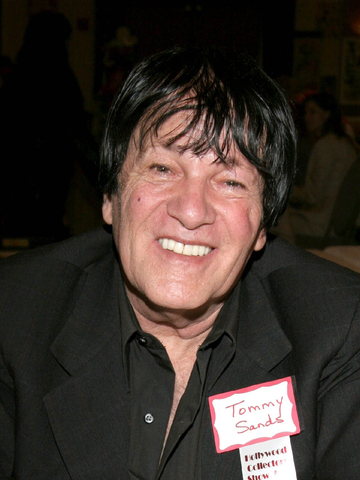Tommy Sands Headshot