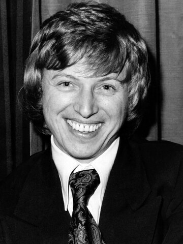 Tommy Steele Headshot