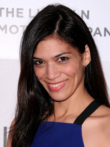 Laura Goméz Headshot