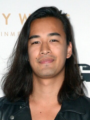 Jordan Rodrigues Headshot
