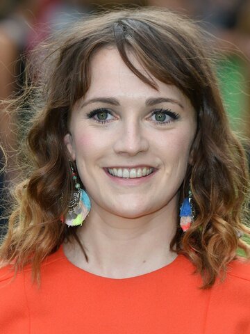 Charlotte Ritchie Headshot
