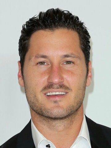 Valentin Chmerkovskiy Headshot