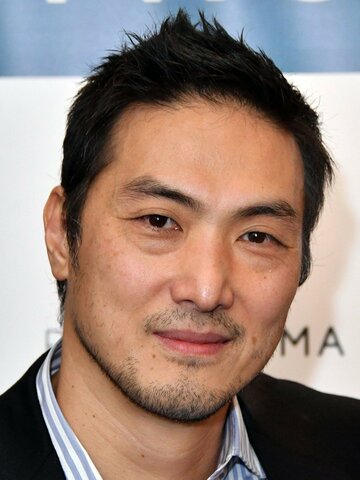 Takehiro Hira Headshot