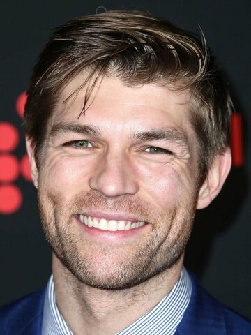 Liam McIntyre Headshot