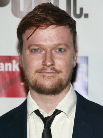 Steven Boyer Headshot