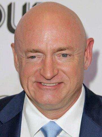 Mark Kelly Headshot