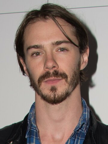 Sam Keeley Headshot