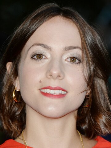 Catrin Stewart Headshot