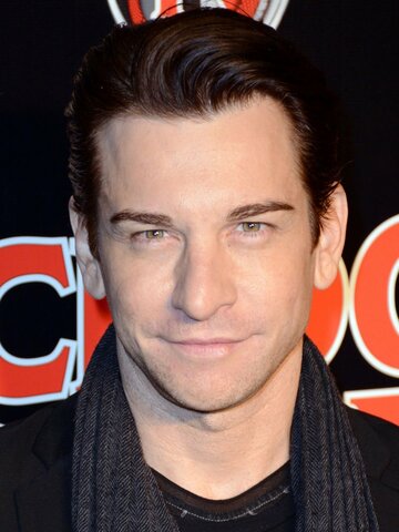 Andy Karl Headshot