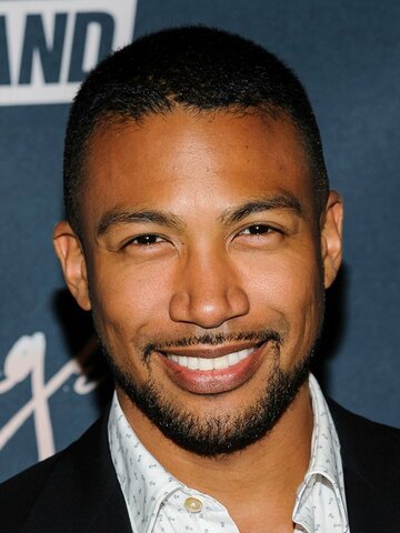Charles Michael Davis Headshot